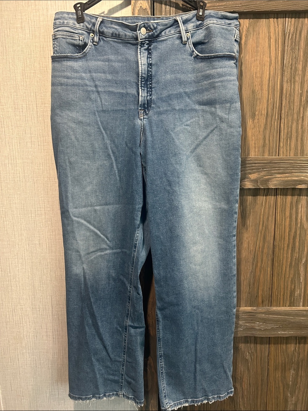 Good American Light Blue Straight Leg Jeans